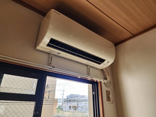 堺市で無料回収する前のエアコン