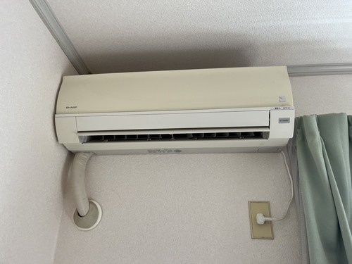 所沢市で無料回収する前のエアコン