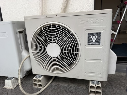 寝屋川市で無料回収する前のエアコン