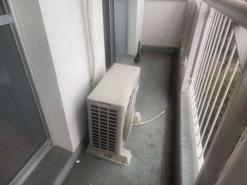 大阪狭山市で無料回収する前のエアコン