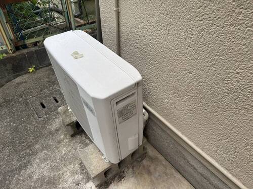 堺市でエアコンを取り外す前の設置状況