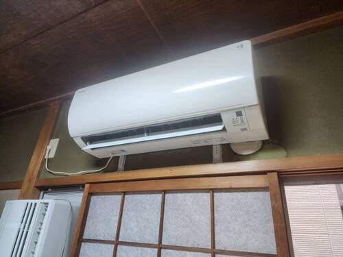 門真市でのエアコン回収前の写真