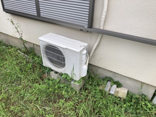 つくば市でエアコンを取り外す前の設置状況