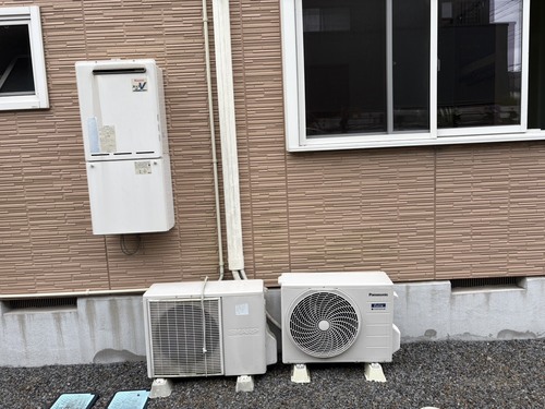 野田市でエアコンを取り外す前の設置状況