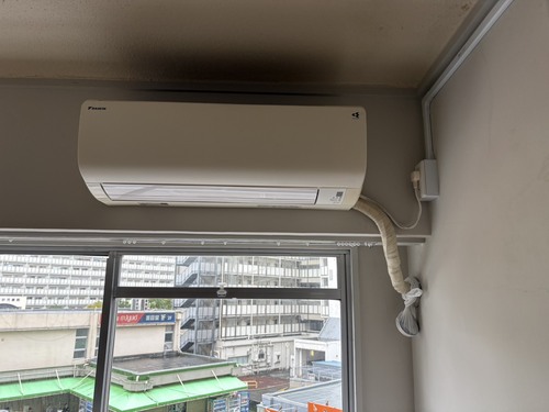 江東区で無料回収する前のエアコン