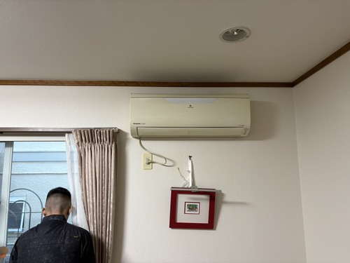 川崎市でのエアコン回収前の写真