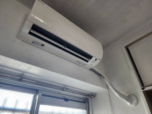 寝屋川市 Y様のエアコン無料回収実績｜マンション10階から1台を取り外し・回収