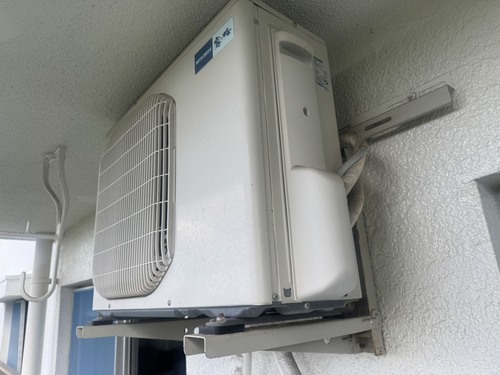 堺市南区 S様のエアコン無料回収実績｜天吊り室外機の1台を取り外し・回収