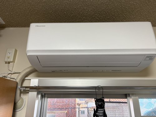 足立区で無料回収する前のエアコン