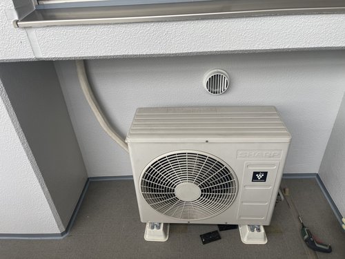 足立区のエアコン回収・写真2・撤去前