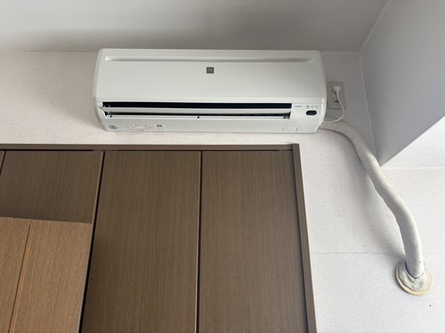 朝霞市で無料回収する前のエアコン