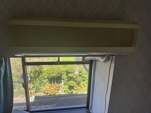 芦屋市で無料回収する前のエアコン