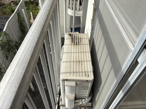千葉市のエアコン回収・写真6・撤去前