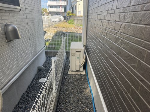 枚方市のエアコン回収・写真2・撤去前