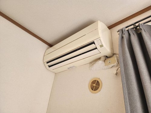 生駒市で無料回収する前のエアコン
