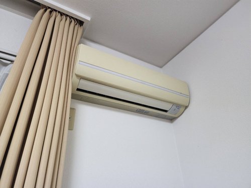 泉佐野市で無料回収する前のエアコン