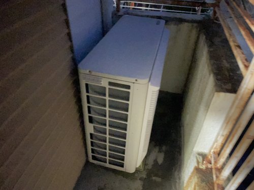 泉佐野市のエアコン回収・写真4・撤去前