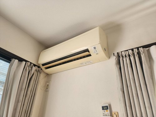門真市のエアコン回収・写真3・撤去前
