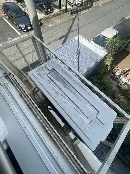 柏市のエアコン回収・写真2・撤去前