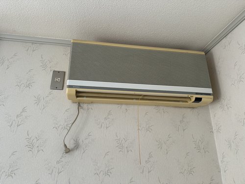 河内長野市のエアコン回収・写真3・撤去前