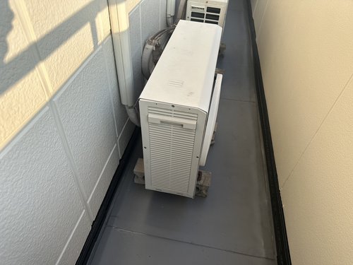 河内長野市のエアコン回収・写真6・撤去前