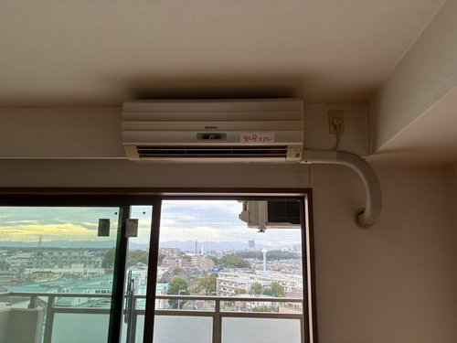 清瀬市で無料回収する前のエアコン