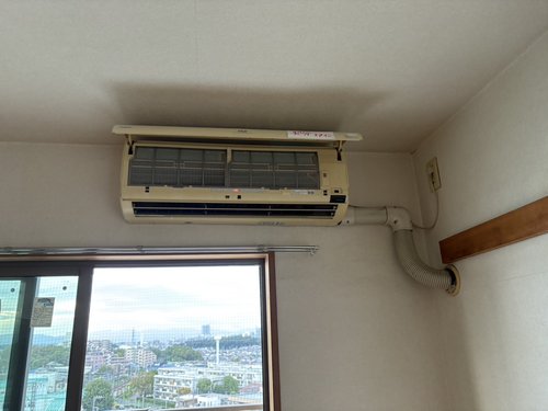 清瀬市のエアコン回収・写真3・撤去前