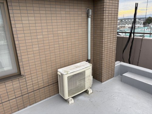 清瀬市のエアコン回収・写真4・撤去前
