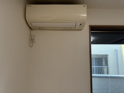 松原市で無料回収する前のエアコン