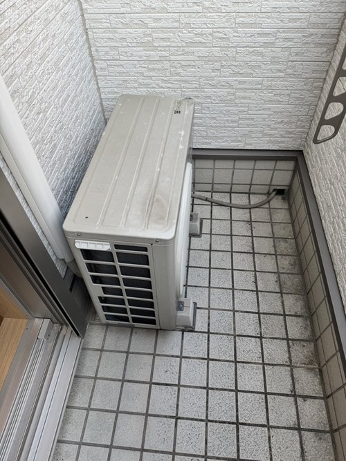 松原市のエアコン回収・写真2・撤去前