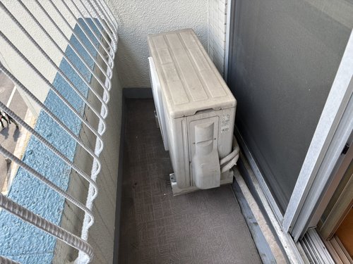 中野区のエアコン回収・写真2・撤去前