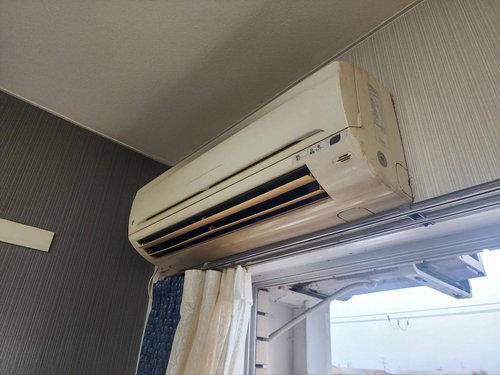 奈良市で無料回収する前のエアコン