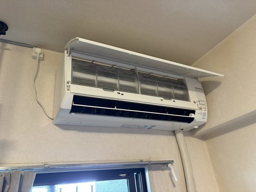 練馬区で無料回収する前のエアコン
