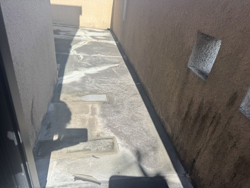寝屋川市のエアコン回収・写真2・撤去後