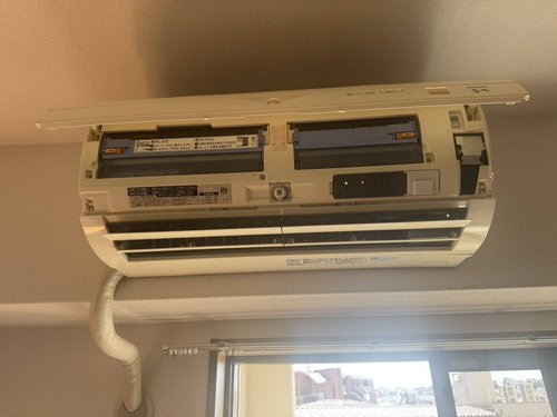 西宮市のエアコン回収・写真5・撤去前