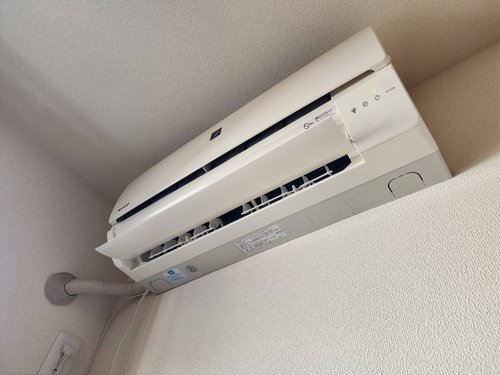 王寺町で無料回収する前のエアコン