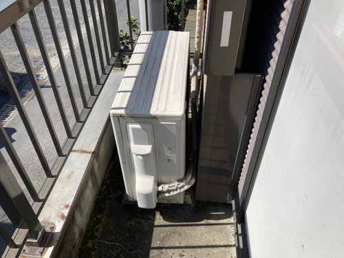 下野市のエアコン回収・写真4・撤去前