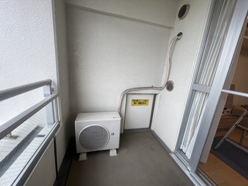 草加市のエアコン回収・写真2・撤去前