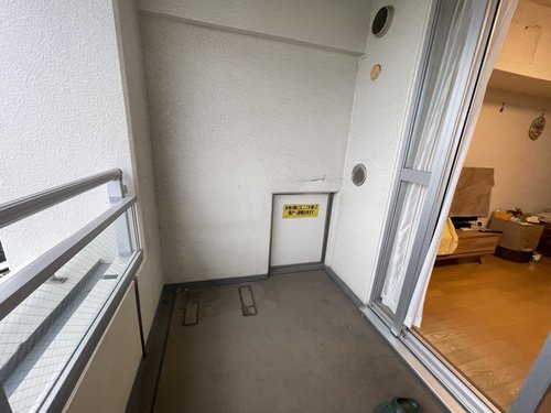 草加市のエアコン回収・写真2・撤去後