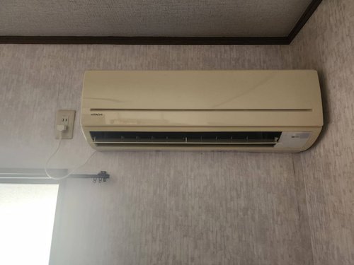 高槻市のエアコン回収・写真5・撤去前