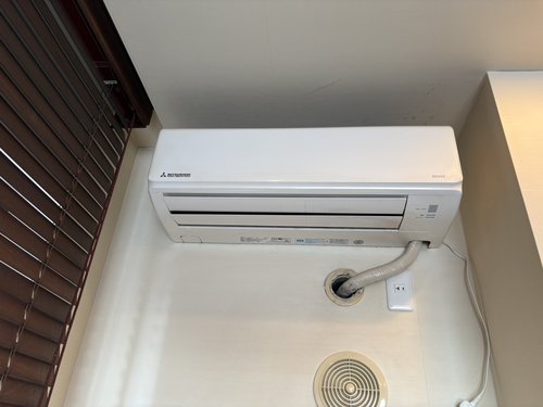 横浜市のエアコン回収・写真3・撤去前